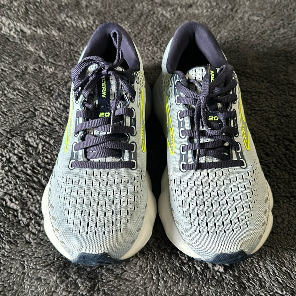 Women’s Brooks Glycerin 20 
Running Shoe